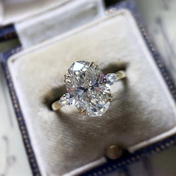 Oval Cubic Luxury Zirconia Wedding Bands - LaVie Jewelery