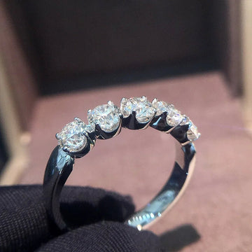 925 Sterling Silver Single Row Elegant Crystal Moissanite Rings - LaVie Jewelery