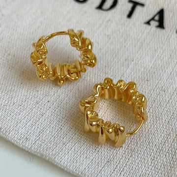 Irregular Oval Hoop Earrings - LaVie Jewelery