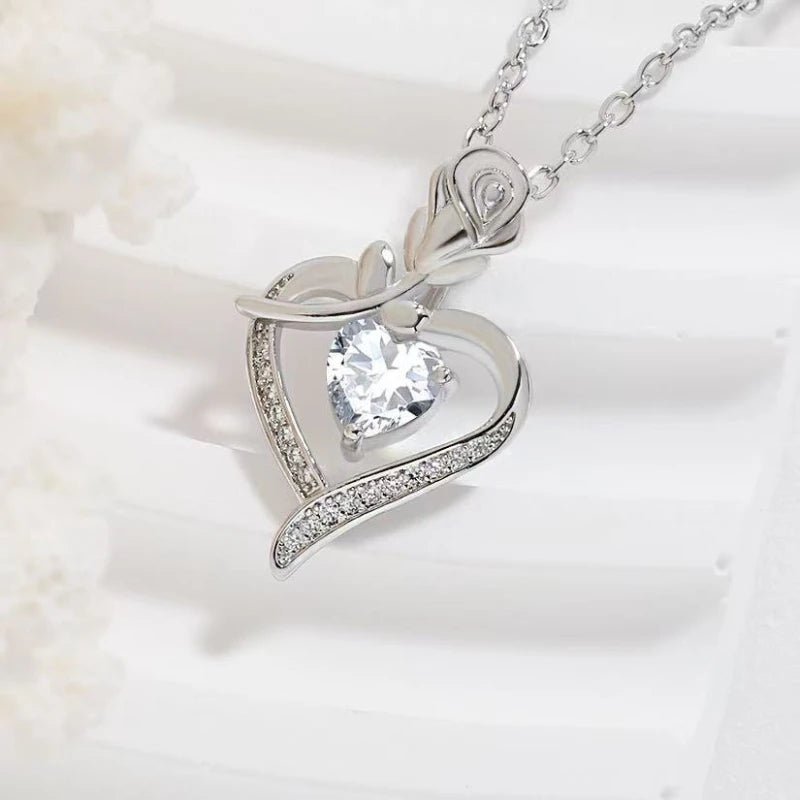 Elegant Hollow Heart Rhinestone Pendant Necklace - LaVie Jewelery
