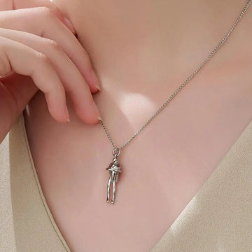 "The Eternal Hug" Necklace - LaVie Jewelery