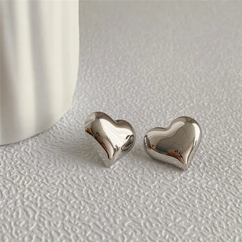 Gold Color Smooth Love Heart Shaped Stud Earrings - LaVie Jewelery