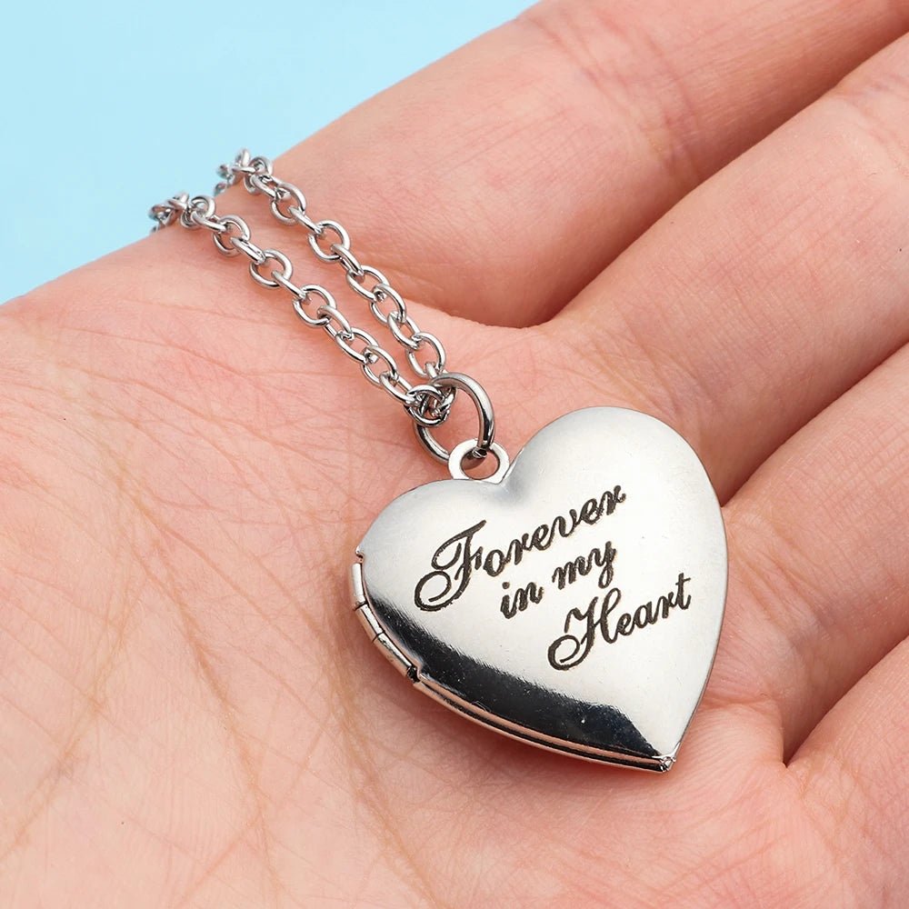 "The Timeless Keepsake" Heart Locket Necklace - LaVie Jewelery