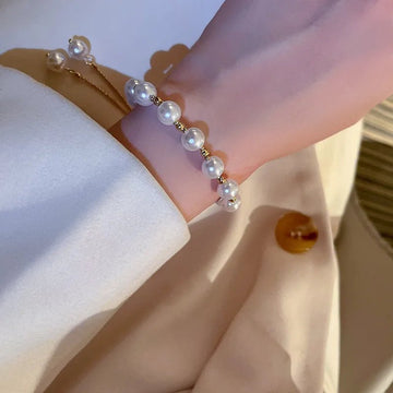 Elegant Charm Pearl Bracelet - LaVie Jewelery