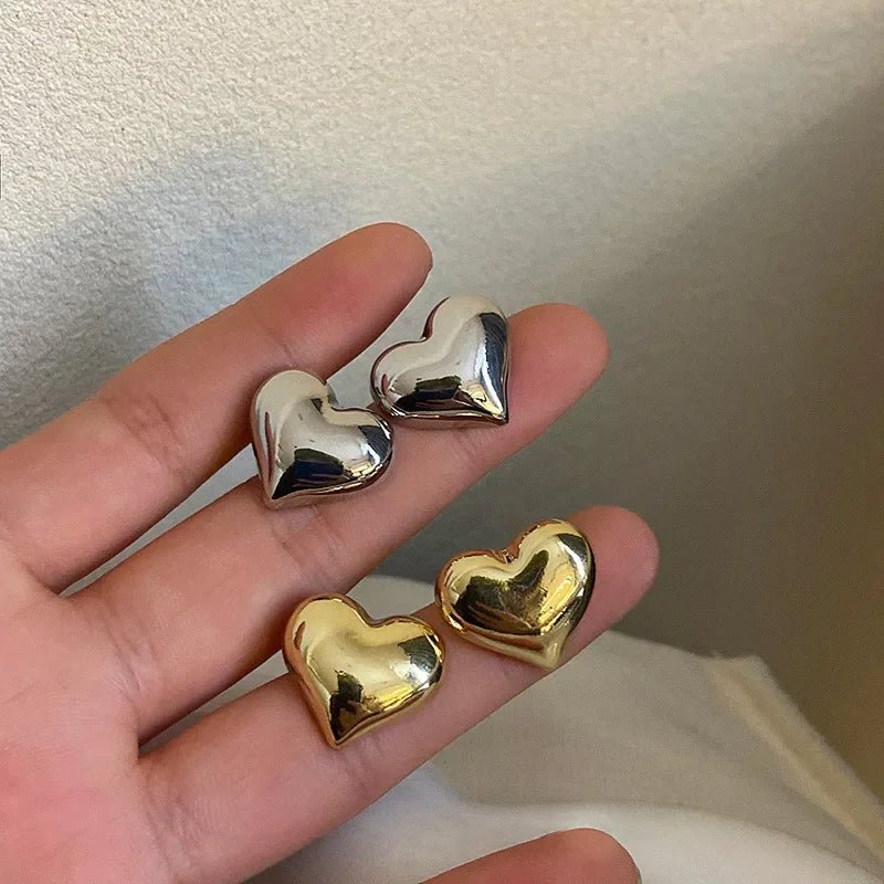 Gold Color Smooth Love Heart Shaped Stud Earrings - LaVie Jewelery