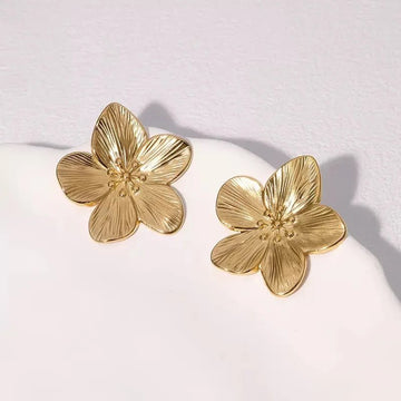 Gold Retro Sytle Classic Large flower Shaped Earrings - LaVie Jewelery