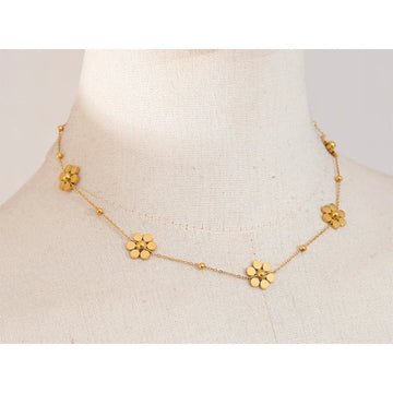 Stainless Steel Flower Chain Fashion Necklace - LaVie Jewelery