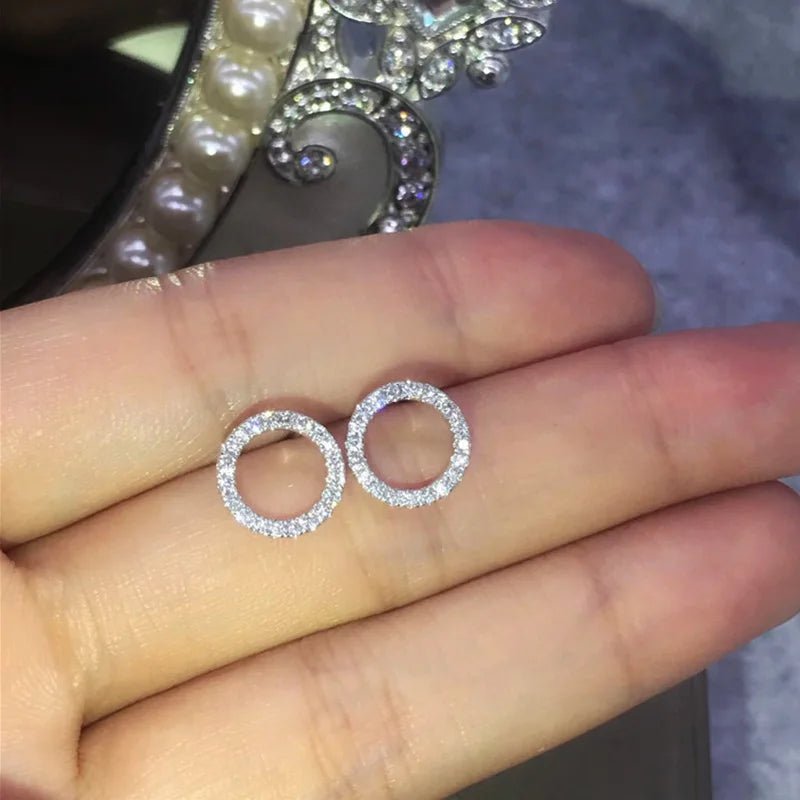 Cubic Zirconia Circle Necklace - LaVie Jewelery