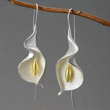 Korean Gold Color Plated Rhinestones Tulip Petal Angel Eye Hoop Earrings - LaVie Jewelery