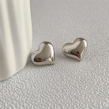 Gold Color Smooth Love Heart Shaped Stud Earrings - LaVie Jewelery