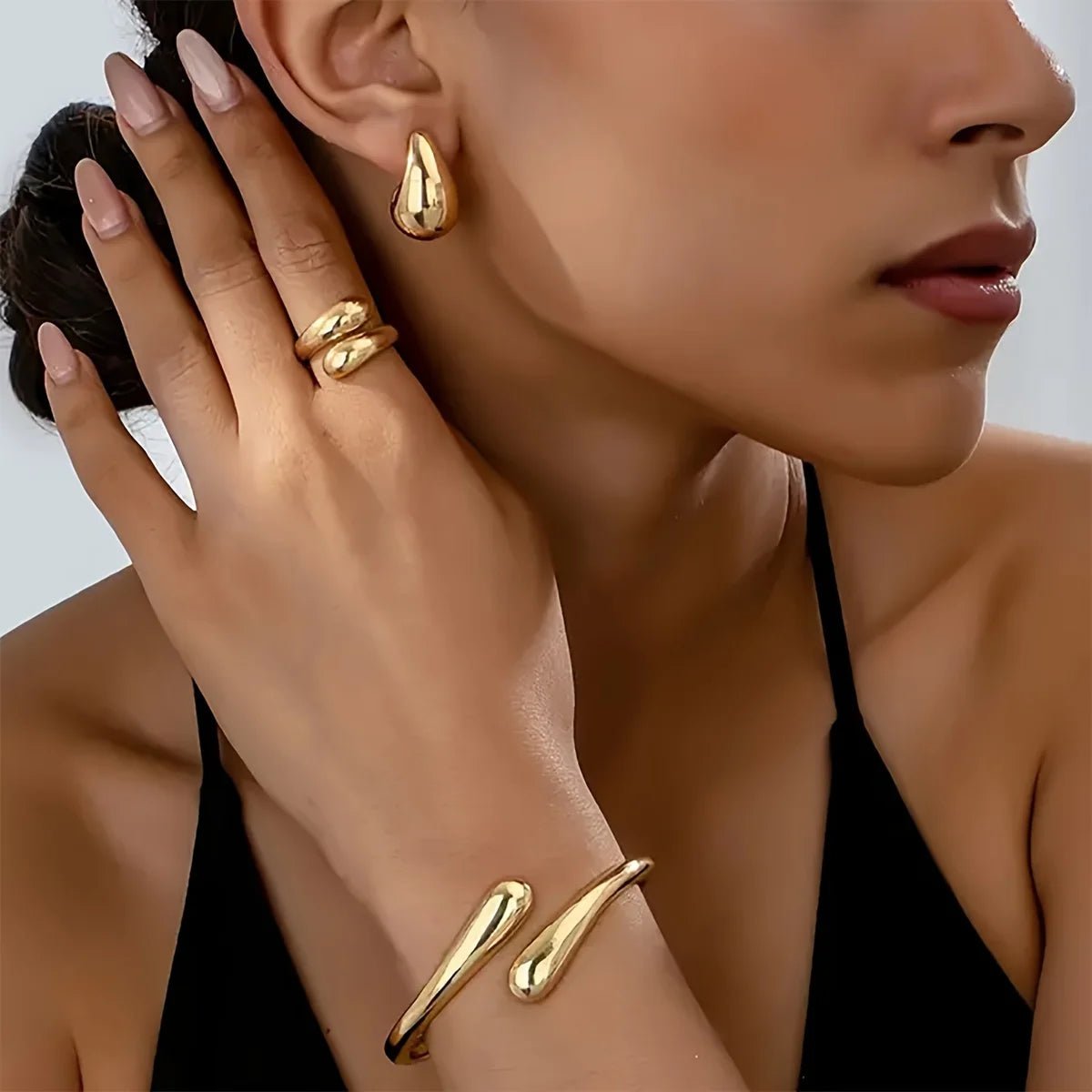 Waterdrop Shaped Open Bracelet Earring Bangle Set - LaVie Jewelery