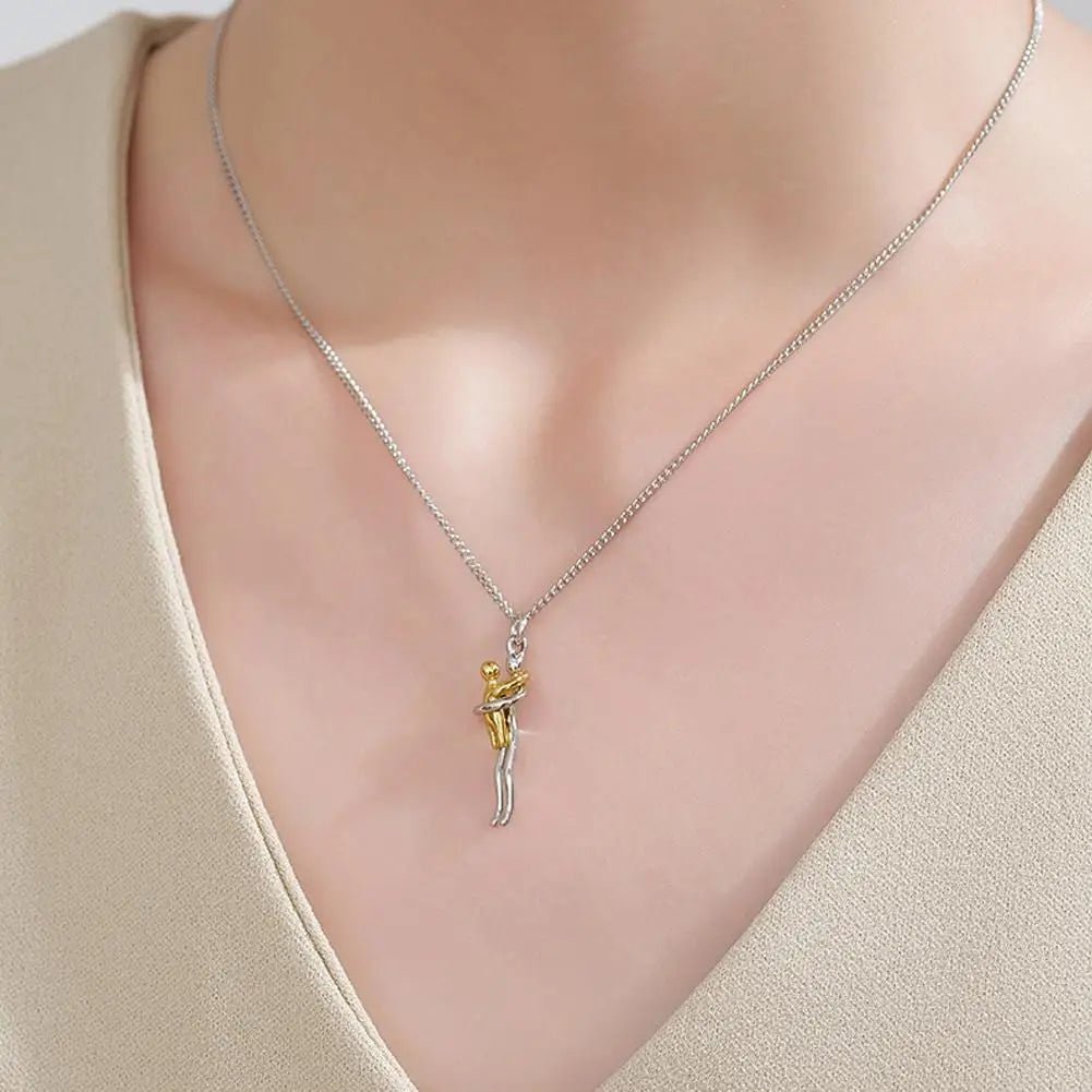 "The Eternal Hug" Necklace - LaVie Jewelery