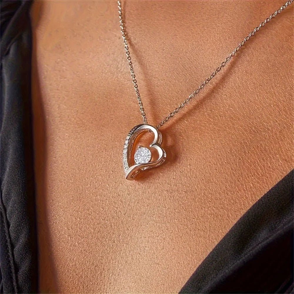 "A Legacy of Love" Grandma Heart Necklace Set - LaVie Jewelery