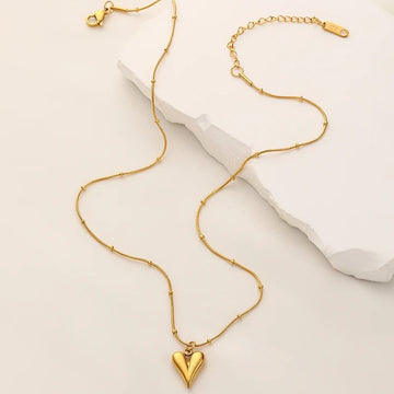 Stainless Steel Heart Pendant Chain Necklace - LaVie Jewelery