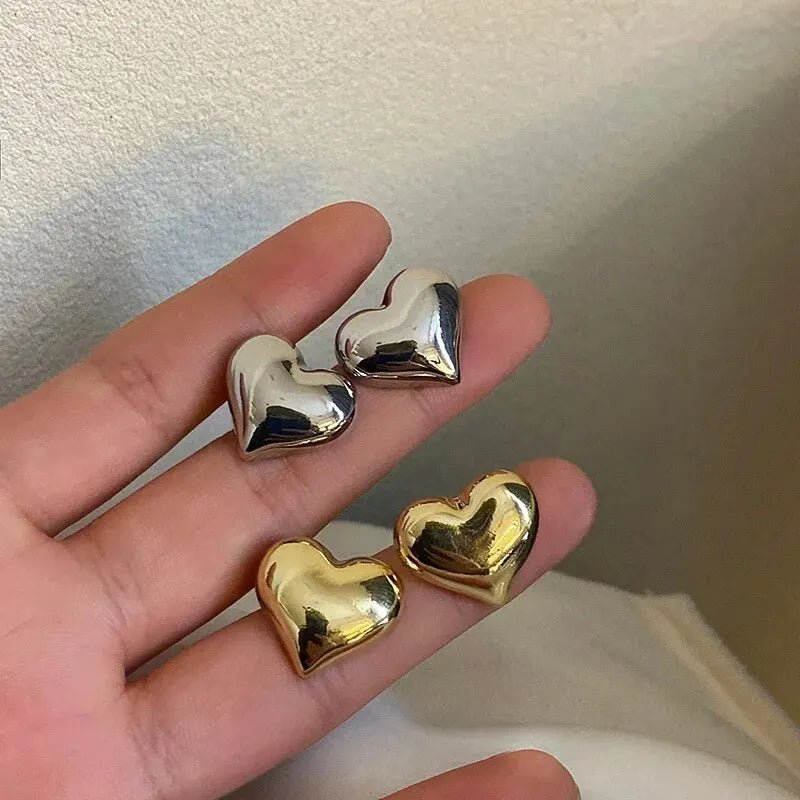 Dainty Love Heart Shape Gold Silver Color Stud Earrings - LaVie Jewelery