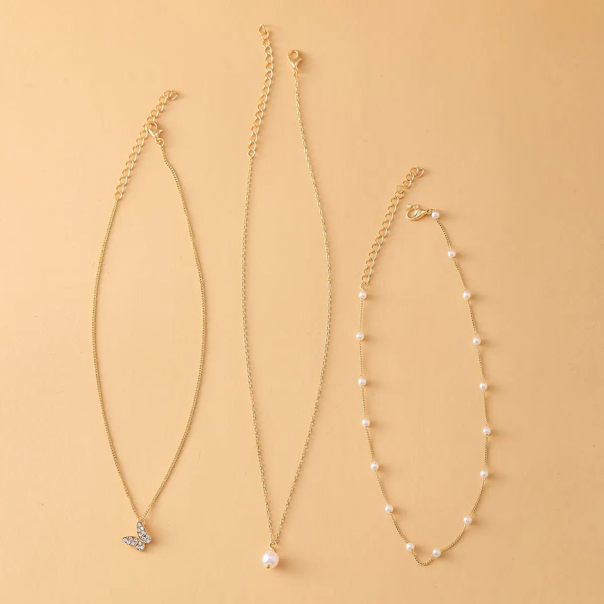 Retro Multilayer Butterfly Pendant Artificial Pearl Clavicle Chain Necklace - LaVie Jewelery