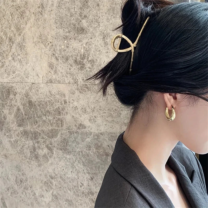 Korean Classic Hoop Earrings - LaVie Jewelery