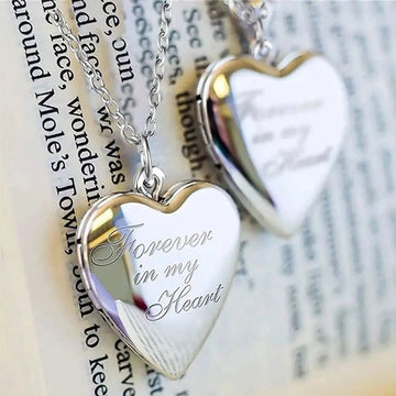 "The Timeless Keepsake" Heart Locket Necklace - LaVie Jewelery