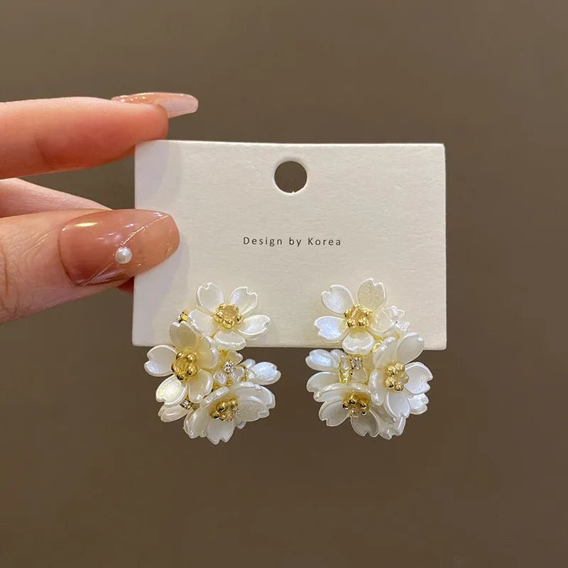 Korean Exquisite Rhinestone Long White Flower Pearl Drop Earrings - LaVie Jewelery