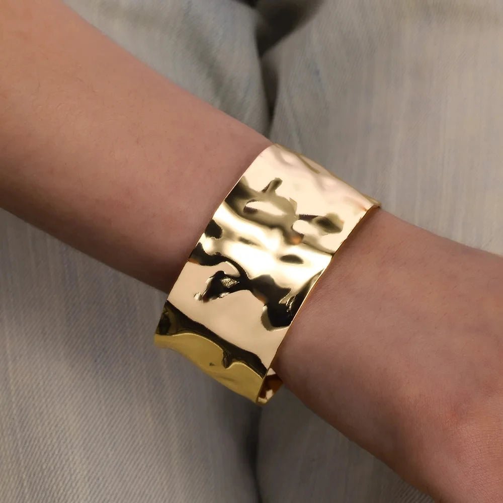 Exquisite Classic Gold Color Stainless Steel Bangles Cuff Bracelet - LaVie Jewelery