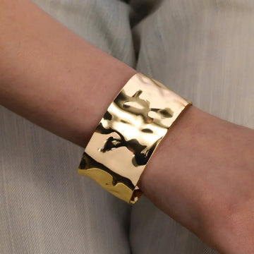 Exquisite Classic Gold Color Stainless Steel Bangles Cuff Bracelet - LaVie Jewelery