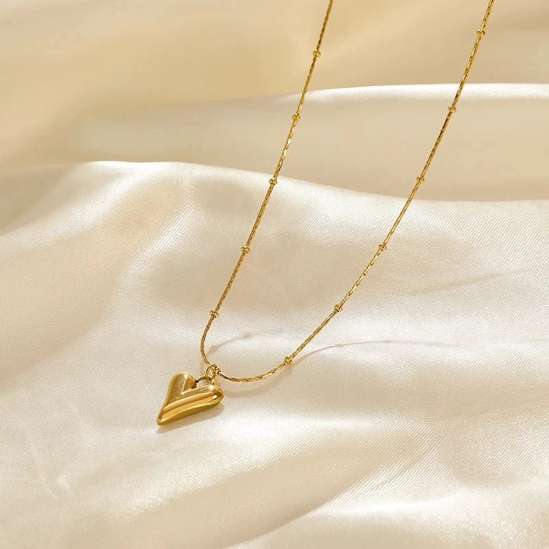 Stainless Steel Heart Pendant Choker Necklace - LaVie Jewelery