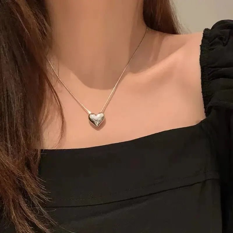 Korean Silver Color Snake Bone Chain w Heart Pendant Choker Necklace - LaVie Jewelery