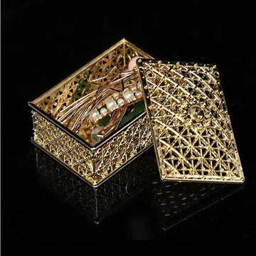 Mini Treasure Storage Jewelry Box Silver - color - LaVie Jewelery