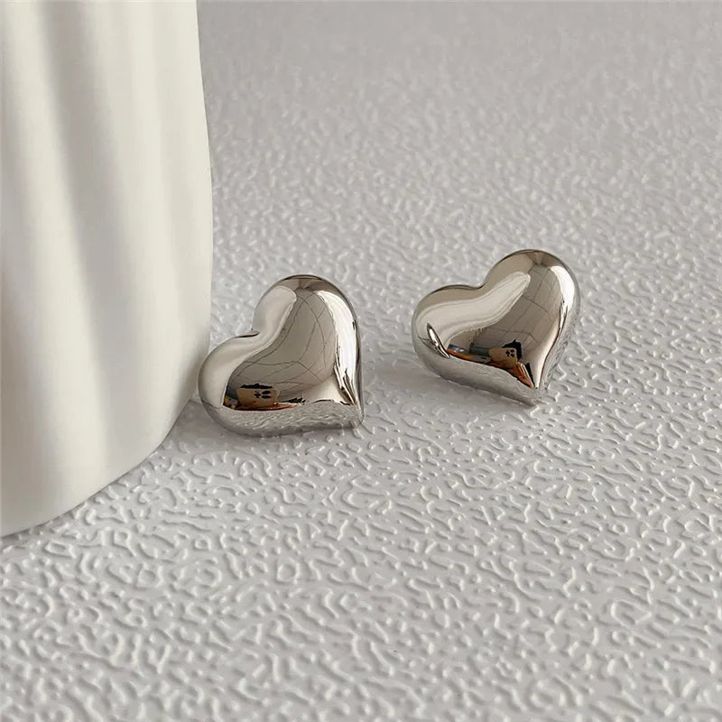 Gold Color Smooth Love Heart Shaped Stud Earrings - LaVie Jewelery