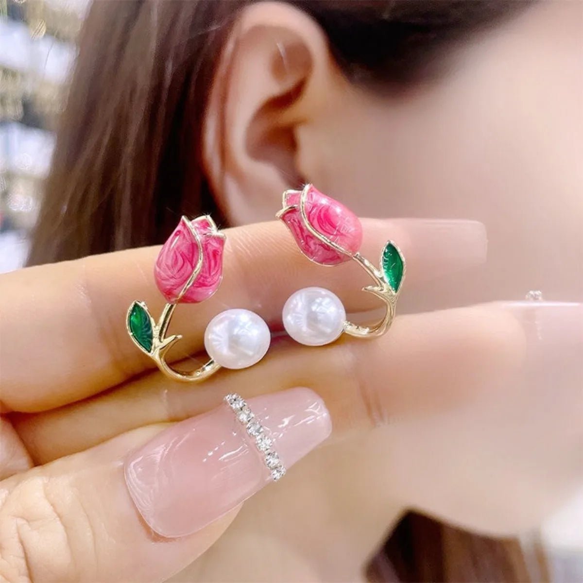 French Tulip Flower Pearl Stud Earrings Pearl Earrings - LaVie Jewelery
