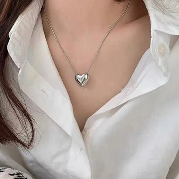 Korean Silver Color Snake Bone Chain w Heart Pendant Choker Necklace - LaVie Jewelery