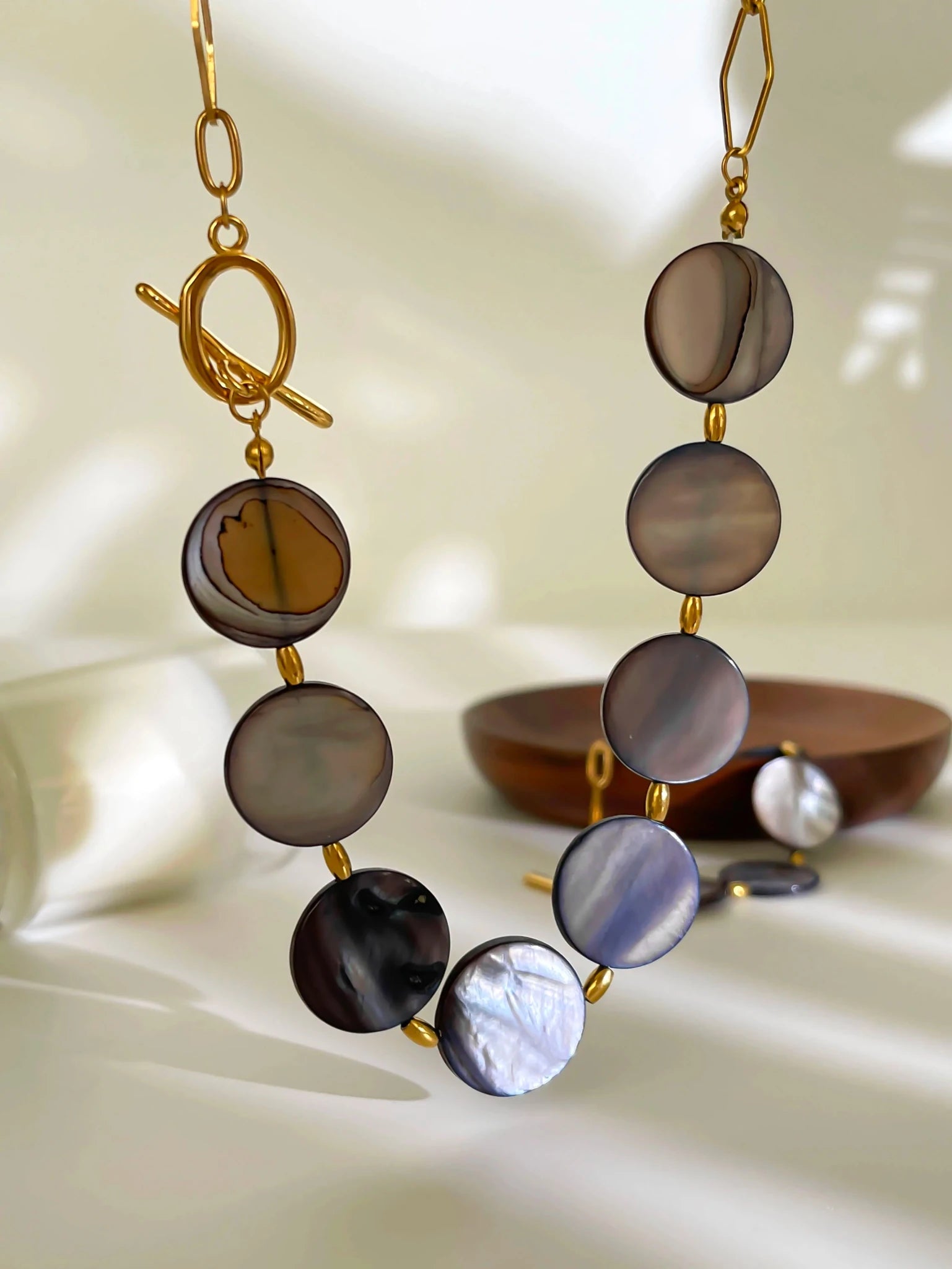 Stainless Steel Grey Round Natural Shell Bracelet Necklace Jewelry Set - LaVie Jewelery