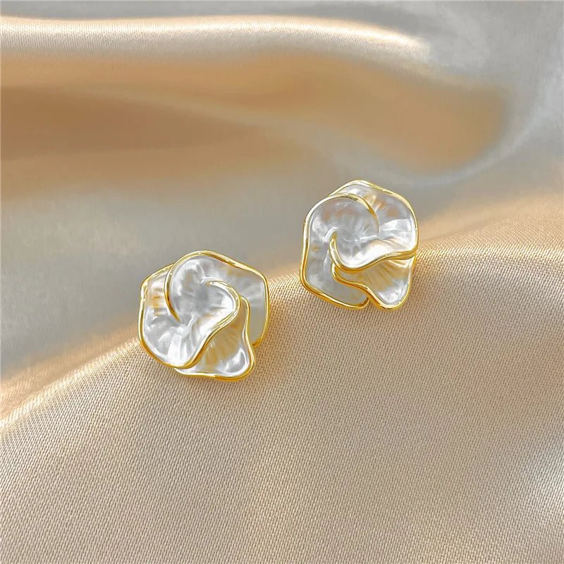 Korean Golden Rimmed Flower Drop Earrings - LaVie Jewelery