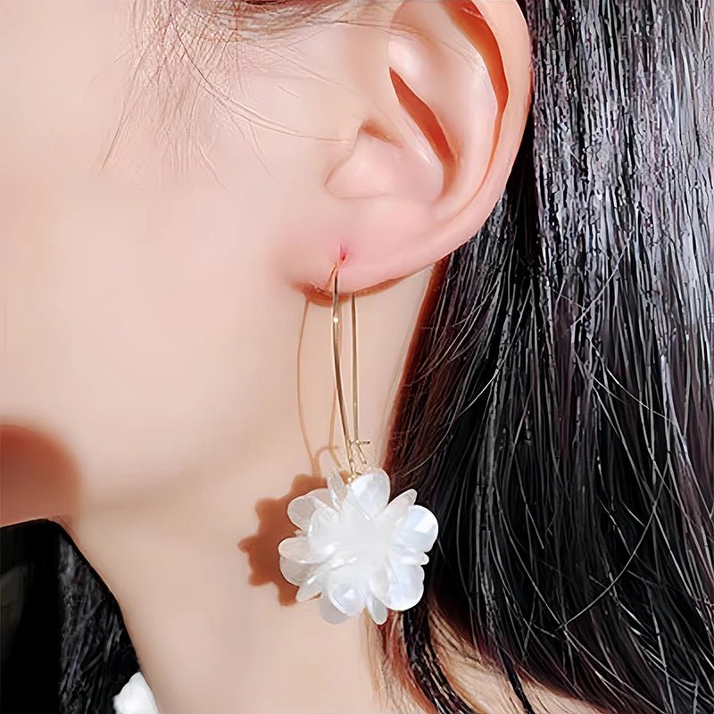 Elegant White Flower Pearl Dangle Earrings - LaVie Jewelery