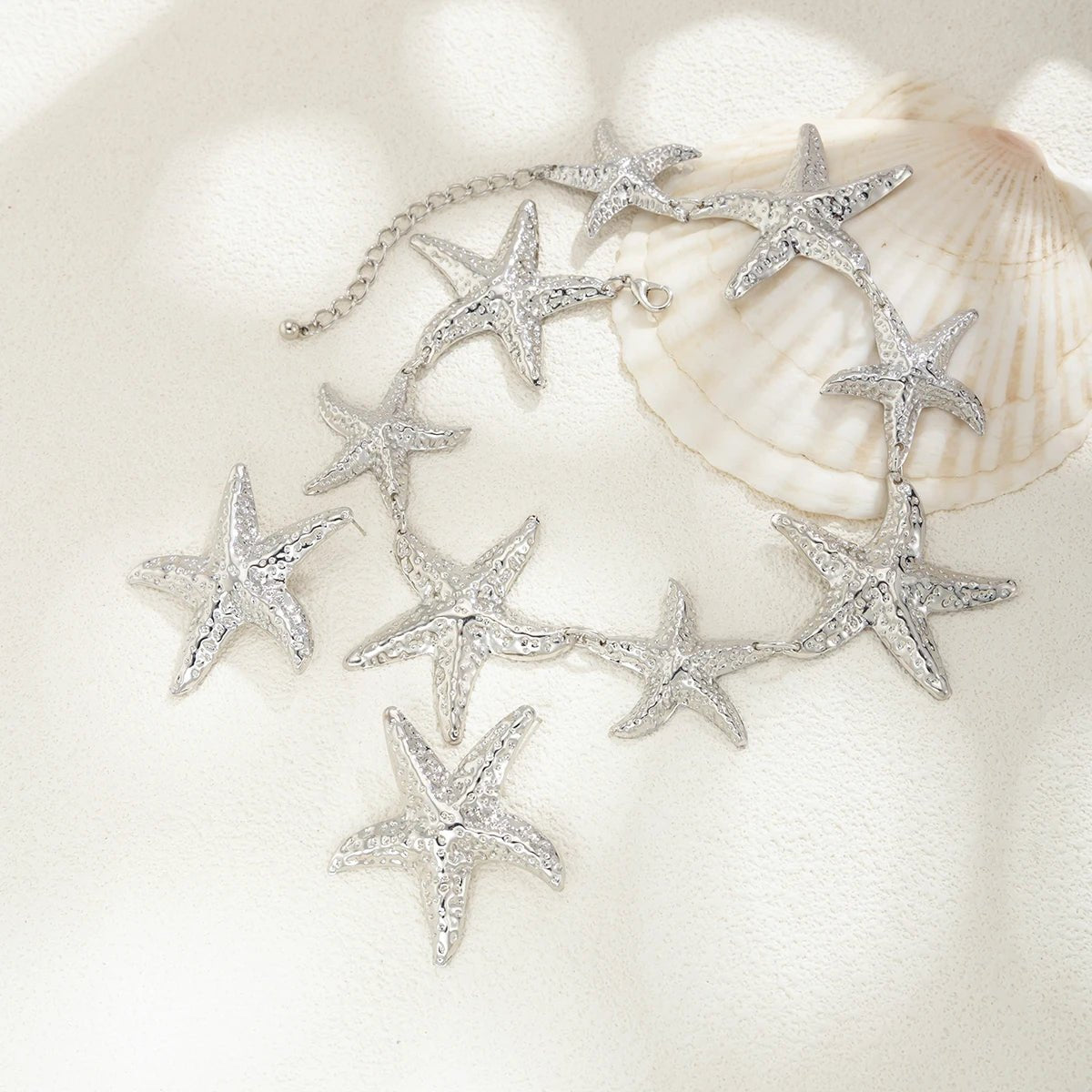 Vintage Large Metal Starfish Choker Necklace Drop Earrings Jewelry Set - LaVie Jewelery