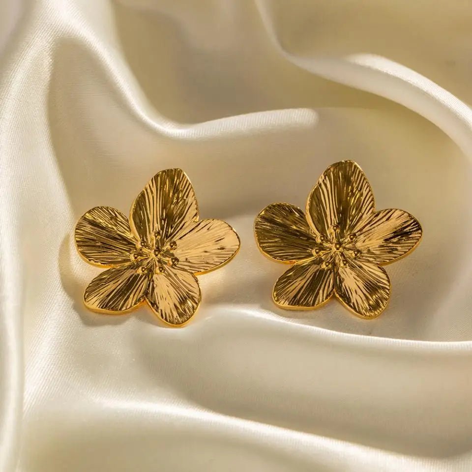 18K Gold Plated Stainless Steel Butterfly Stud Earrings - LaVie Jewelery