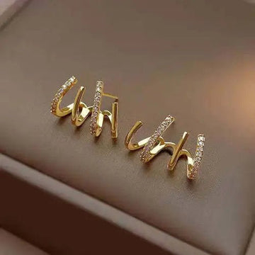 Crystal Rhinestone Claw Stud Earrings - LaVie Jewelery