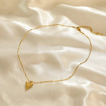 Stainless Steel Heart Pendant Choker Necklace - LaVie Jewelery