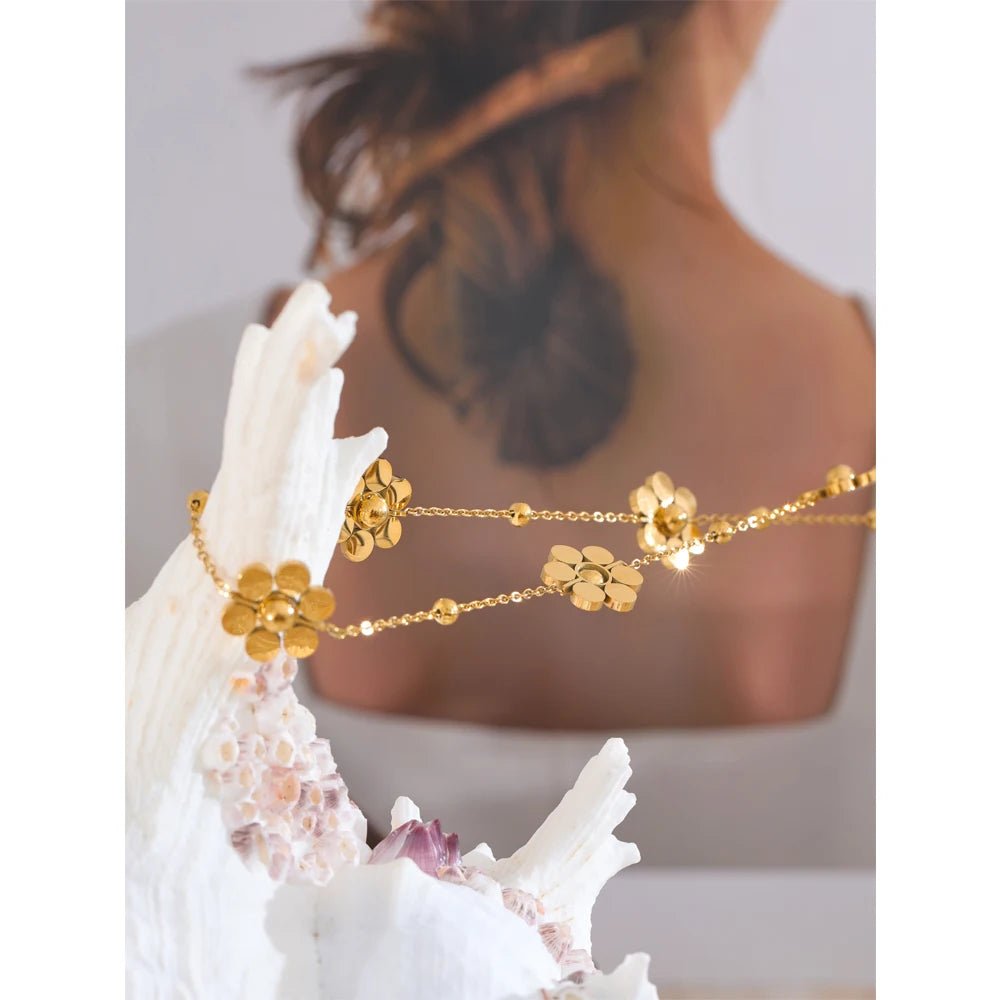 Stainless Steel Flower Chain Fashion Necklace - LaVie Jewelery
